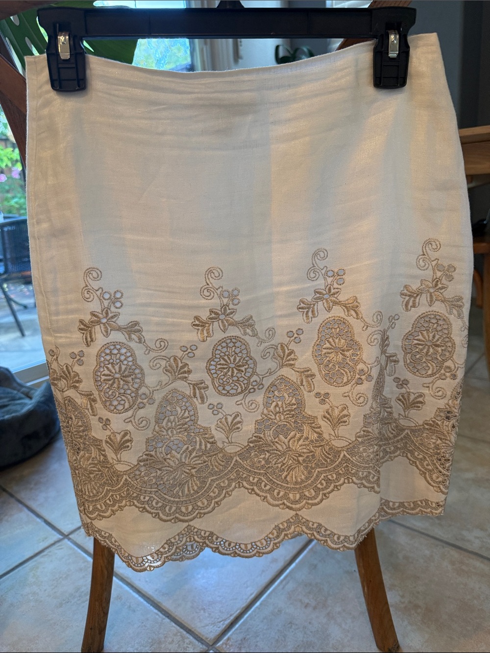 Ann Taylor White Linen Mini Skirt with Beige Embroidered Hem